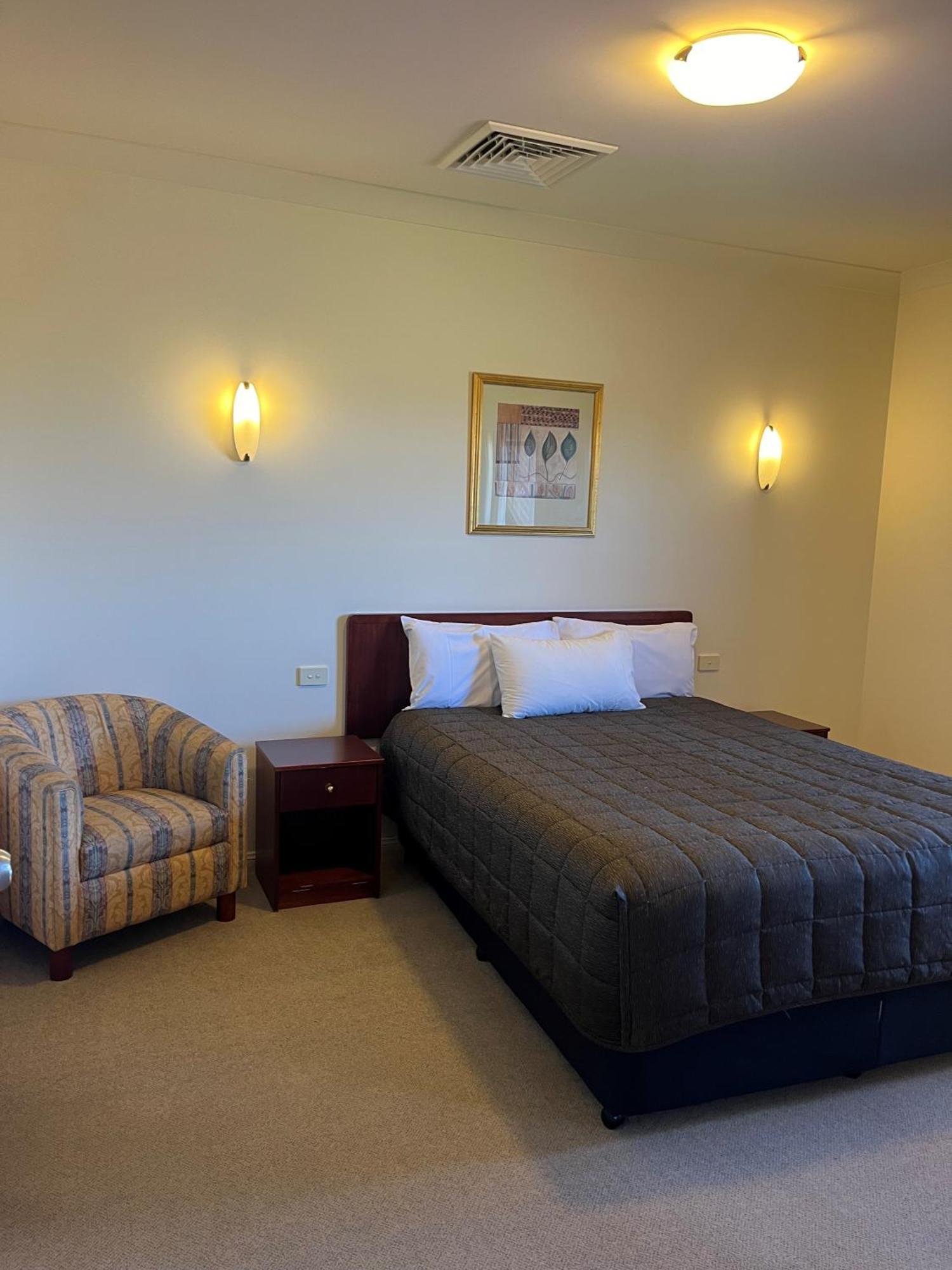Turners Vineyard Motel Orange Exteriér fotografie